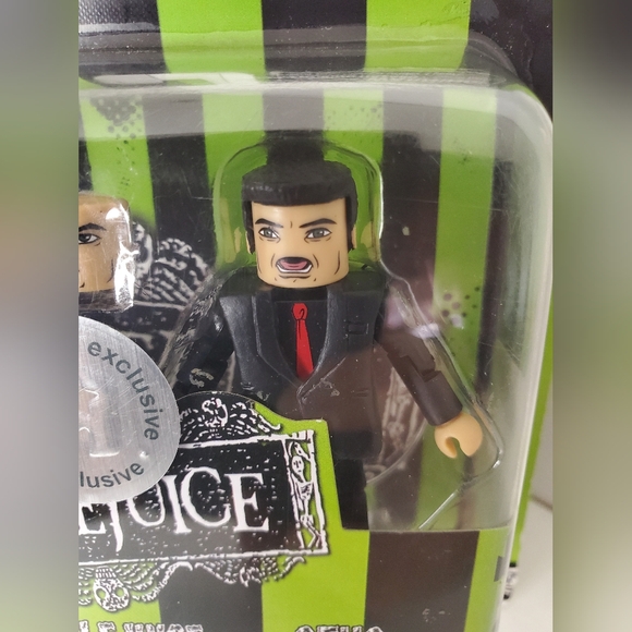 New Beetlejuice Mini Mates, Tuxedo Beetlejuice, Otho, Toys R' US Exclusive - Picture 4 of 5
